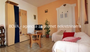 Samostojeća kuća 240 m2 u Privlaci, Zadar *300 m OD MORA*  (ID-1730)