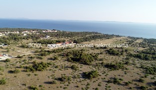 Poljoprivredno zemlji&scaron;te 11000 m2 na Viru, Zadar *POGLED MORE*  (ID-1870)