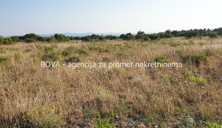 Poljoprivredno zemlji&scaron;te 11000 m2 na Viru, Zadar *POGLED MORE*  (ID-1870)