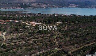 Građevinsko zemljište 1555 m2 – Pridraga *Pravilan oblik* (ID-2406/D)
