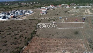 Građevinsko zemljište 1549 m2 – Zemunik *Pravilan oblik* (ID-2474/D)