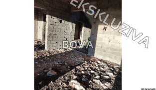 Kuća 350m2 – Gornji Karin *POGLED MORE* (ID-2540/A)