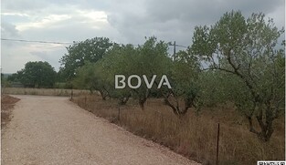Građevinsko zemljište 452m2 – Poličnik *Mirno okruženje* (ID-2539/E)