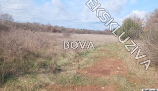 Poljoprivredno zemlji&scaron;te 3544 m2 &ndash; Suko&scaron;an *Uz glavnu cestu* (ID-2584/E)