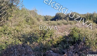 Građevinsko zemlji&scaron;te 1100 m2 &ndash; Petrčane *Mirno okruženje* (ID-2587/A)