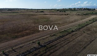 Poljoprivredno zemlji&scaron;te 2100 m2 &ndash; Zemunik *Vi&scaron;e zemlji&scaron;ta* (ID-2607/E)