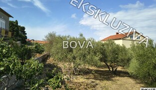 Građevinsko zemlji&scaron;te 550 m2 &ndash; Preko *Drugi red do mora* (ID-2609/E)